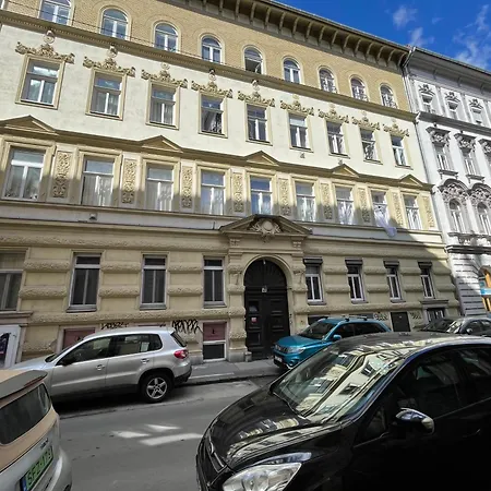 Appartement Little Oasis Close To The Opera Boedapest